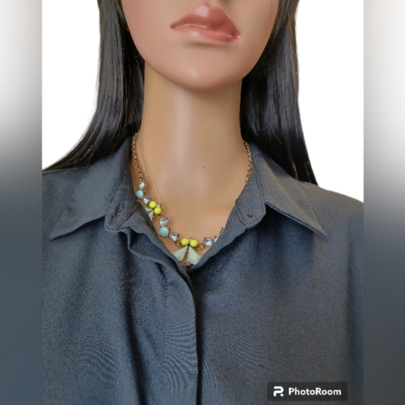 Women's Black Cinched Waist Short Sleeve Top Button Down - Picture 4 of 8